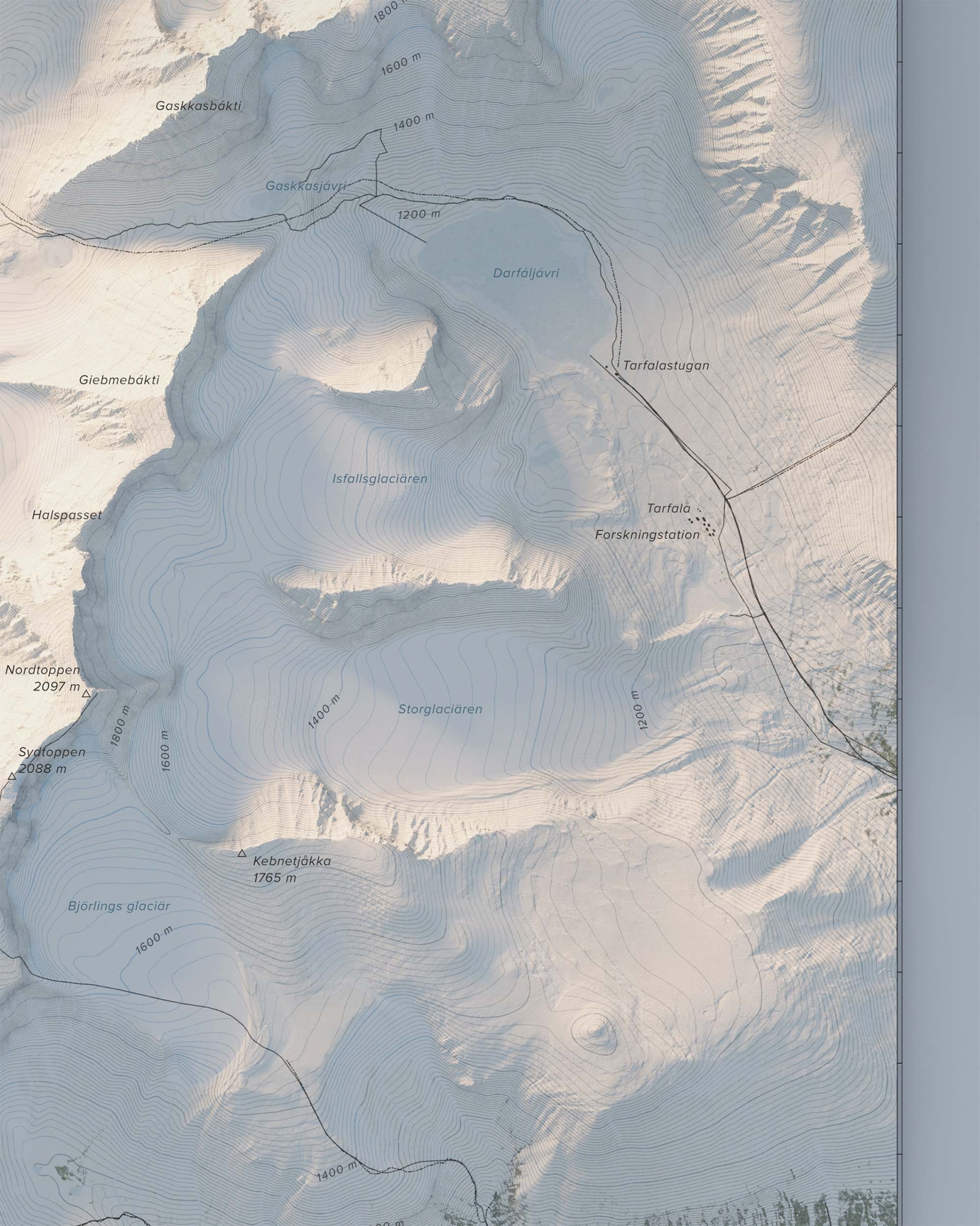 Topografisk fjällkarta över Kebnekaise i dagsljus, detaljbild